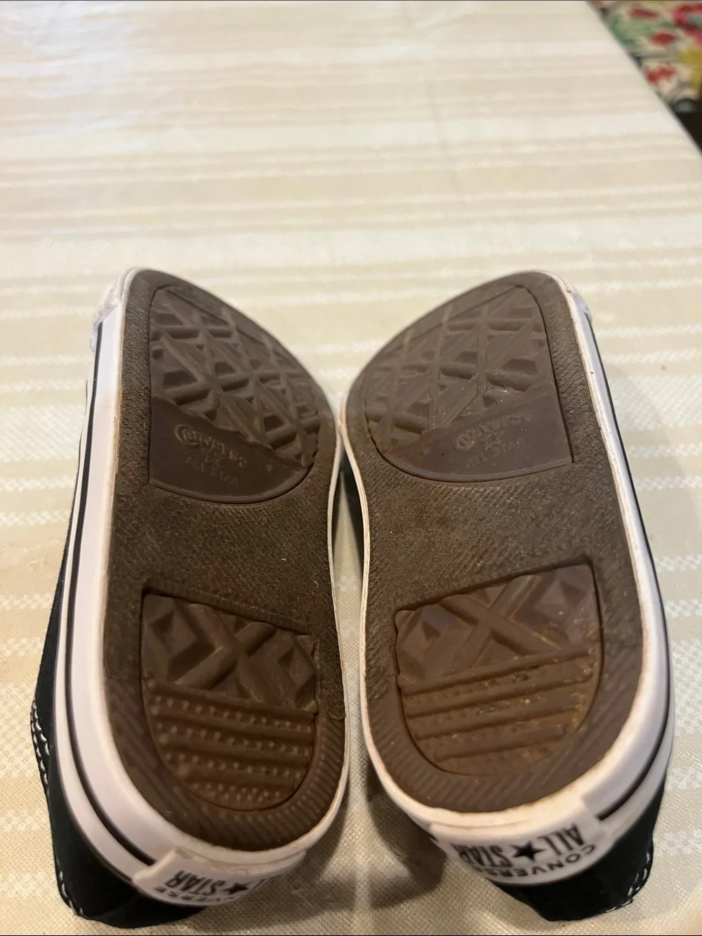 Converse All Star Kids Black Sneaker size 9